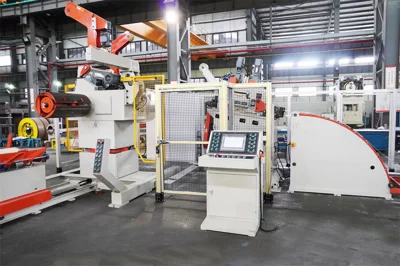 Split Uncoiling and Leveling Servo Feeding Line