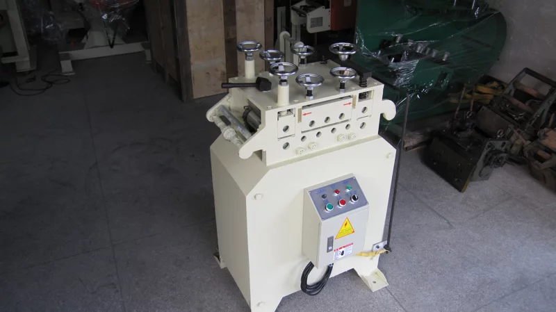 RLV Straightener