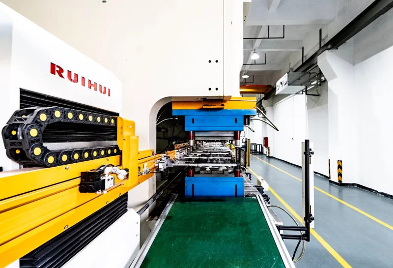 Connecting Rod Type Manipulator Stamping Line